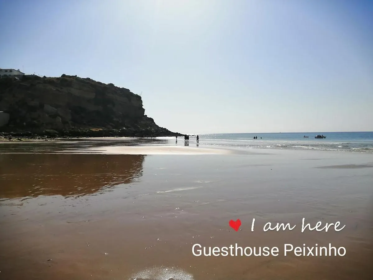Guesthouse Peixinho Burgau Couette-café
